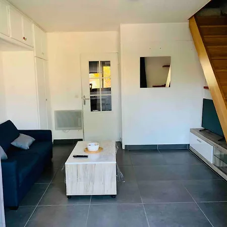 Apartment Avec Loggia Vue Sur Hacienda, Proche De La *